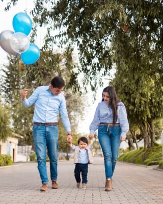 Fotografía familiar 👨‍👨‍👦

#sonyalpha #sigmalens #photoshootideas